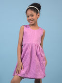 Pink color option, Currently selected