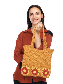 ITIHASIKALA - Oldie’s Goldie’s Floral Hand Bag