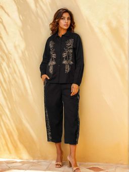 Dora Dori - Women Black Linen Embroidered Co-Ord (Set of 2)