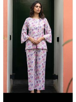 GulaboSitabo - Women White Pure Cotton Floral Co-Ord (Set of 2)