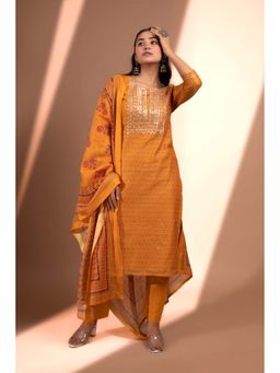 HERITAGE - Women Mustard Chanderi Embroidered Kurta with Pant and Dupatta (Set of 3)
