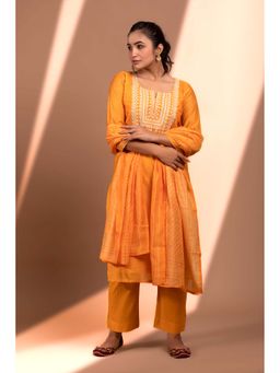 HERITAGE - Women Mustard Chanderi Embroidered Kurta with Pant and Dupatta (Set of 3)