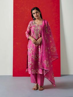 HERITAGE - Women Pink Chanderi Floral Kurta with Pant and Dupatta (Set of 3)