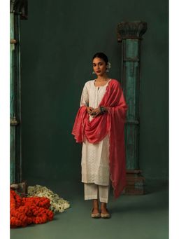 HERITAGE - Women Cream Schiffli Embroidered Kurta with Pant and Dupatta (Set of 3)