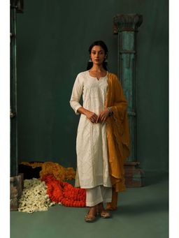 HERITAGE - Women Cream Schiffli Embroidered Kurta with Pant and Dupatta (Set of 3)