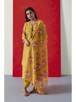 HERITAGE - Women Yellow Chanderi Floral Kurta with Pant and Dupatta (Set of 3)