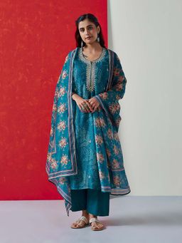 HERITAGE - Women Blue Chanderi Embroidered Kurta with Pant and Dupatta (Set of 3)
