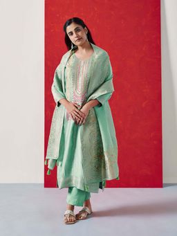 HERITAGE - Women Green Jacquard Embroidered Kurta with Pant and Dupatta (Set of 3)