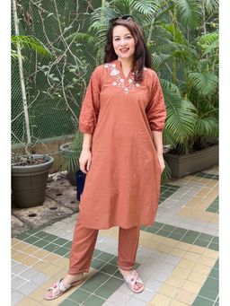 RANGREZA ETHNIC - Women Brown Cotton Solid Kurta with Pant (Set of 2)