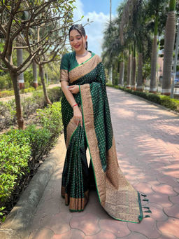 Suha - Women Fashion Ethnic Banarasi Green Saree with Unstitched Blouse