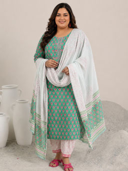 Extra love by Libas - Women Green Printed Cotton Kurta Pant with Dupatta