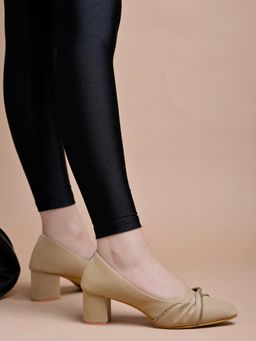 Shoetopia - Rhinestone Decor Pointed Toe Stylish Beige Heels for Girls