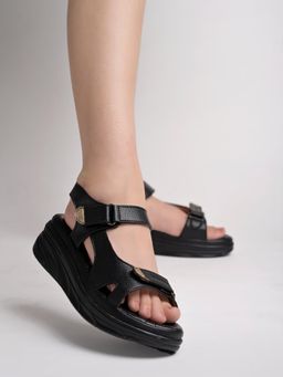 Shoetopia - Comfortable Black Doctor Sole Sandals for Girls