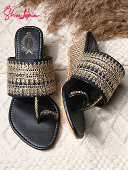 Shoetopia - Girls Black Kolhapuri Heels