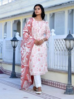 Vaasva Jaipur - Women Peach Digital Printed Kurta with Pant and Dupatta (Set of 3)