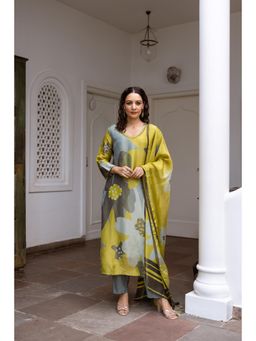 Nehamta - Women Teal Tissue Shimmer Kurta with Pant and Dupatta (Set of 3)