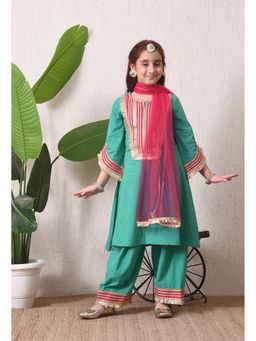 Indi-Loom Couture - Girls Gota Patti Detail Kurta and Salwar with Dupatta