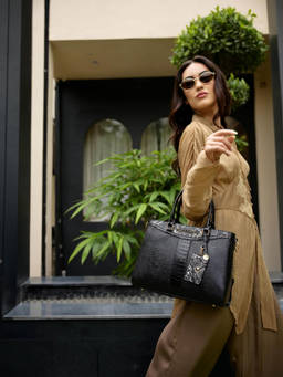 Emily Loran - Arlette Shoulder Bag- Black