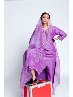 Label Earthen - Women Lavender Embroidered Kurta with Pant & Dupatta (Set of 3)