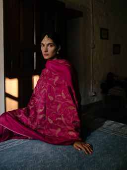 Label Earthen - Women Magenta Woven Kurta with Lehenga & Dupatta (Set of 3)