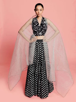 Label Earthen - Women Black Floral Lehenga with Choli & Dupatta (Set of 3)