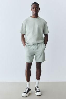 H&M - Men Green Regular Fit Sweatshorts