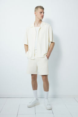 H&M - Men White Regular Fit Sweatshorts