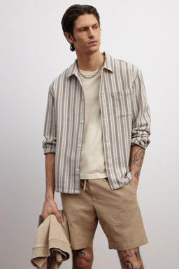 H&M - Men Beige Relaxed Fit Seersucker Shorts