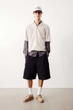 H&M - Men Black Loose Fit Cargo Shorts