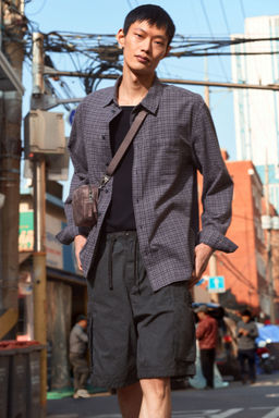 H&M - Men Grey Loose Fit Cargo Shorts