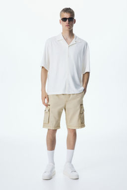 H&M - Men Beige Regular Fit Cargo Shorts