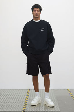 H&M - Men Black Regular Fit Cargo Shorts