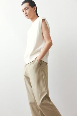 H&M - Men Green Regular Fit Twill Trousers
