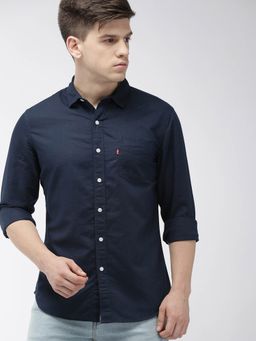 Levi's - Men Navy Blue Slim Fit Casual Shirt
