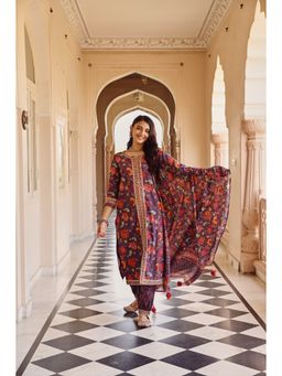 SAVI - Purple Pure Cotton Floral Print Straight Kurta with Salwar & Dupatta (Set of 3)