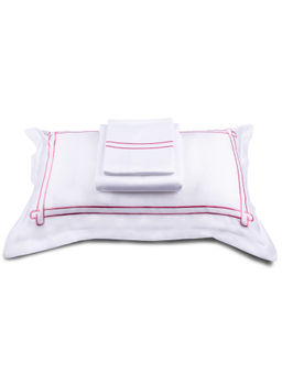 Veda Homes - Little Hearts White Bedsheet (Set of 3)