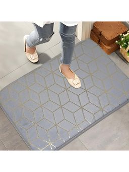 Black Gold - Premium Velvet Leaf Design Anti-Slip Floor Mat Grey