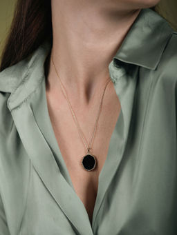 Velvet Imperial - Black Onyx Disc Oval Pendant-18K Gold Plated