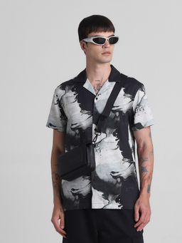 Jack & Jones - Men Black Abstract Print Regular Fit Shirt