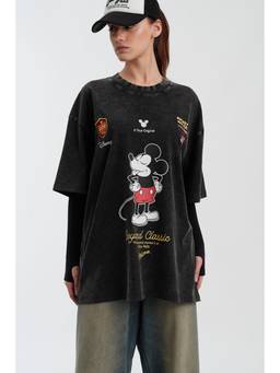 Bonkers Corner - Timeless Mischief Oversized T-shirt