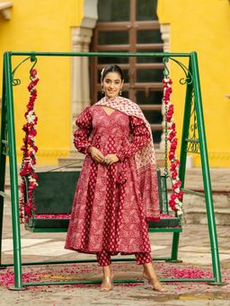 GAYRAA - Red Floral Print Angarkha with Pant and Dupatta (Set of 3)
