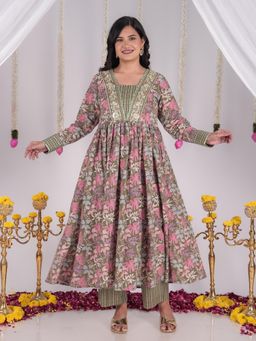 ARAMYA - Soft Cotton Anarkali Floral Print Kurta With Pant For Women Green