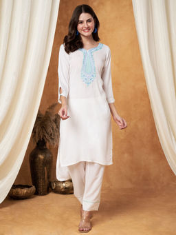SHADES OF FAASHION - Women Off White Chikankari Kurta with Pant (Set of 2)