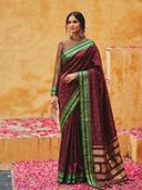 Maroon color option, Currently selected
