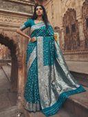 Teal color option, Currently selected