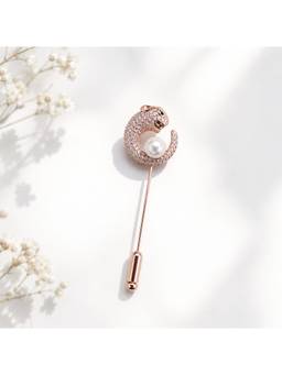 Silvpop Jewels - Pearl Panther Gold Plated White Brooch