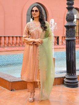 Tikhi Imli - Peach Embroidered V-Neck Kurta Pant With Dupatta