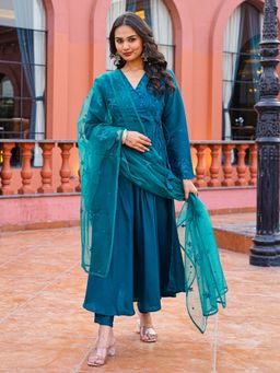 Tikhi Imli - Teal Embroidered V-Neck Kurta Palazzo With Dupatta