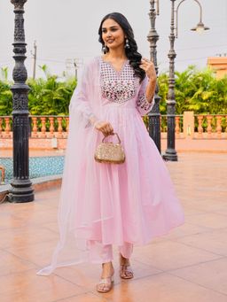 Tikhi Imli - Pink Embroidered V-Neck Kurta Pant With Dupatta