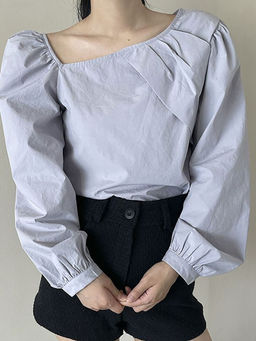 Outzidr - Blue Asymmetric Neck with Pleats Vaca Top